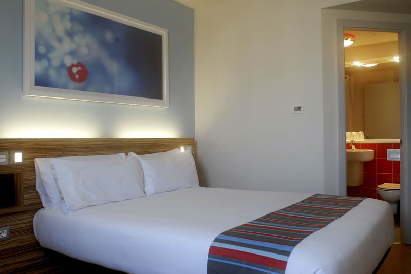 Travelodge Croydon Central Eksteriør bilde