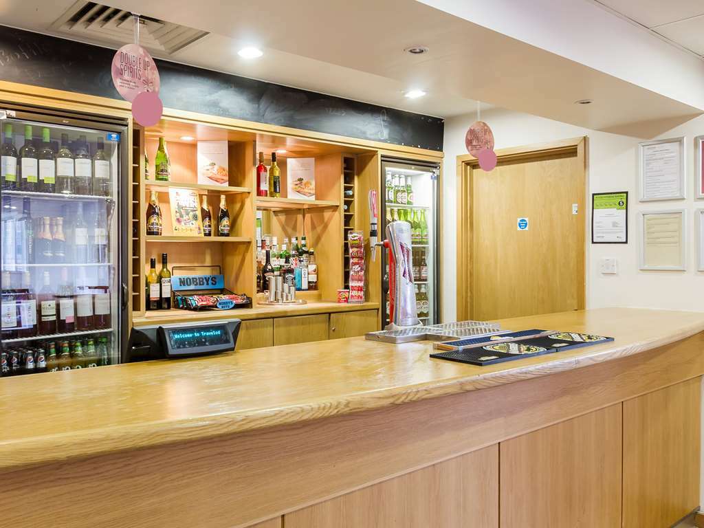 Travelodge Croydon Central Restaurant bilde